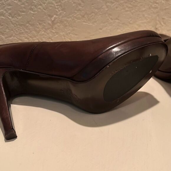 Calpierre Women's 41 Dark Brown Leather Platform Pump Heels Office Academia New - Picture 5 of 8